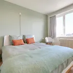 Lecomte - Beachhouse La 236 *