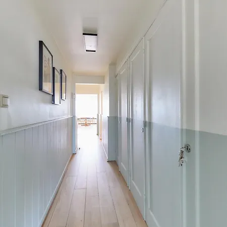 Lecomte - Beachhouse La 236 Апартаменты *